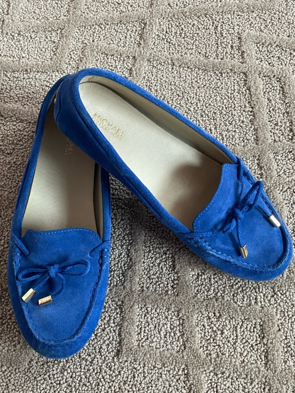 Michael Kors Royal Blue Suede Bow Moccasin Loafers - Picture 3 of 10